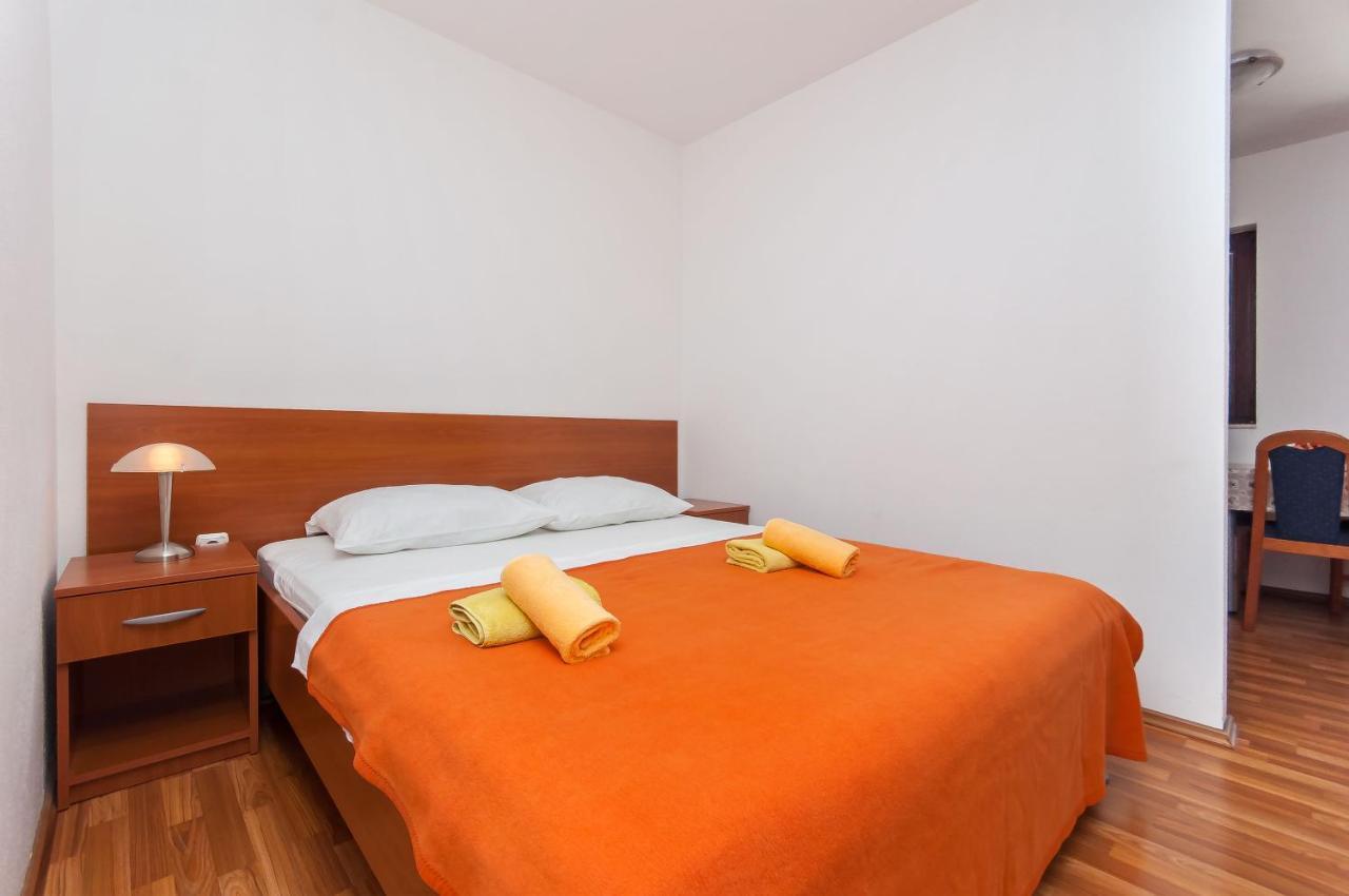 Apartments Ricina Dugi Rat Kültér fotó
