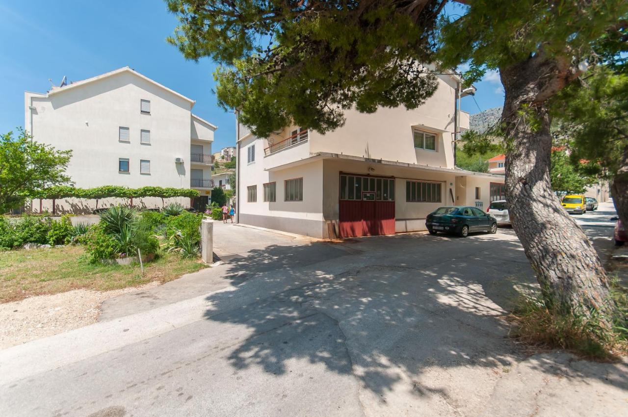 Apartments Ricina Dugi Rat Kültér fotó