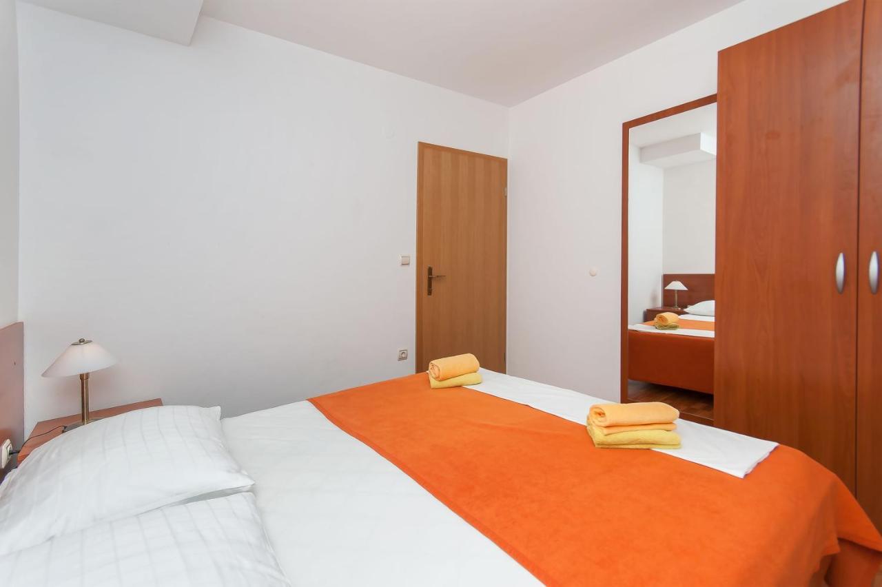 Apartments Ricina Dugi Rat Kültér fotó