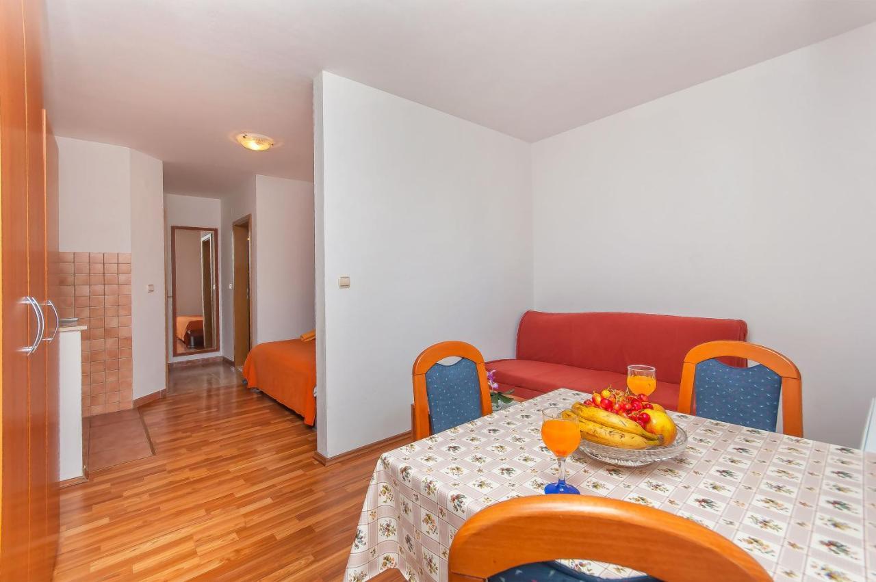 Apartments Ricina Dugi Rat Kültér fotó
