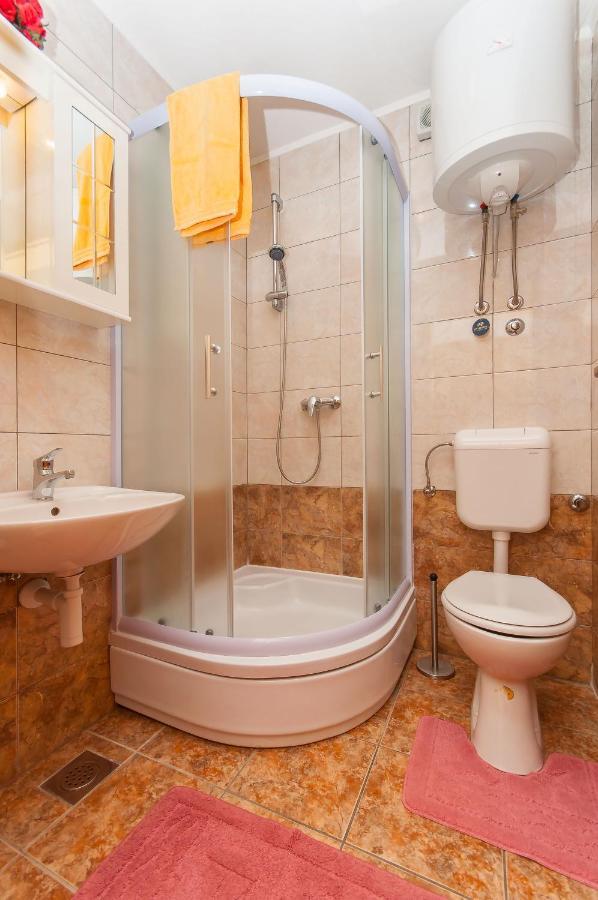Apartments Ricina Dugi Rat Kültér fotó