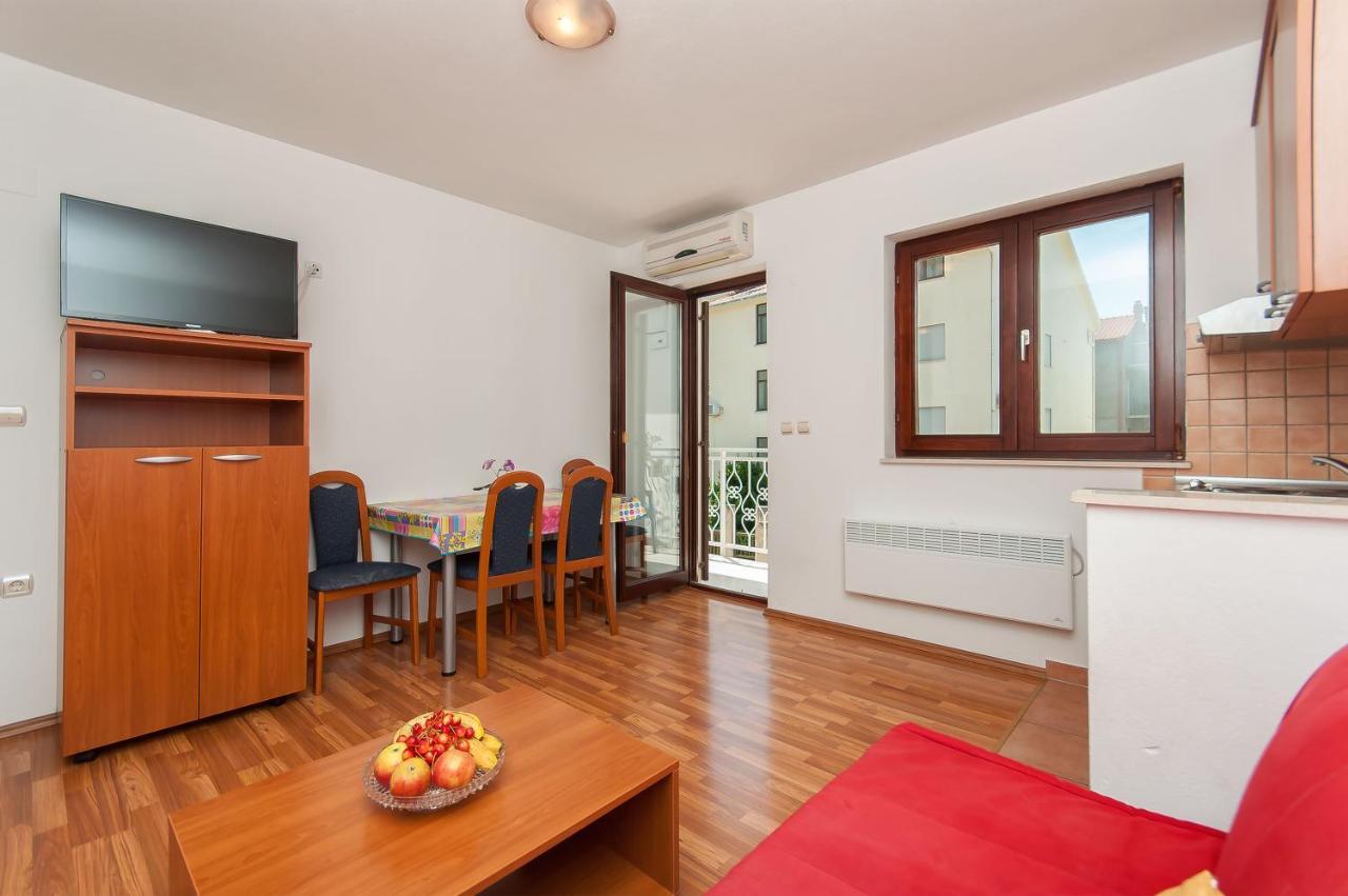 Apartments Ricina Dugi Rat Kültér fotó